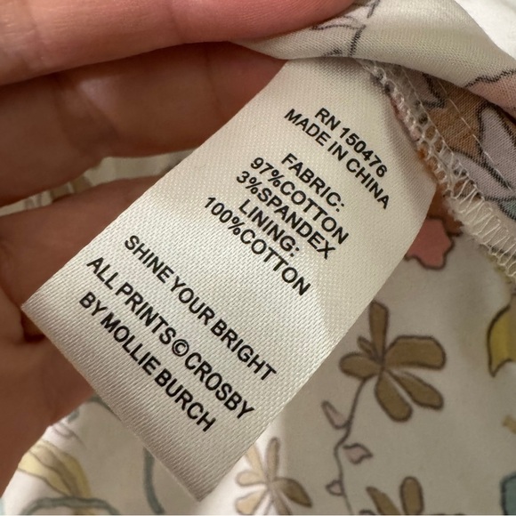 CROSBY BY MOLLIE BURCH woodcut floral sleeveless ruffle front High Neck Top S - Picture 11 of 12